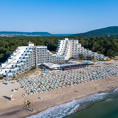 Slavuna Hotel