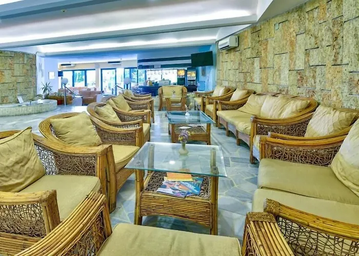 Хотел Slavuna 4*